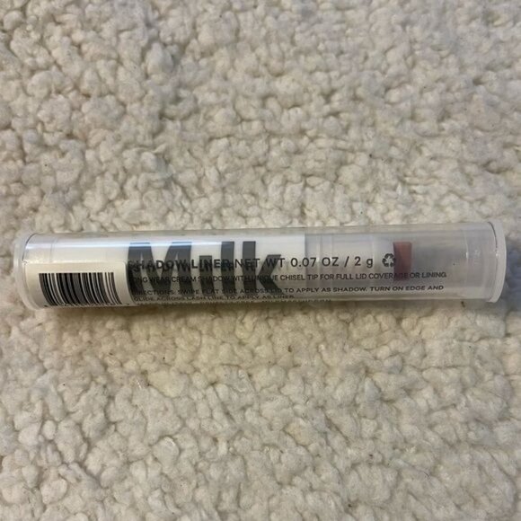 NEW Milk Makeup Shadow Liner in Trust Fund - Picture 3 of 4